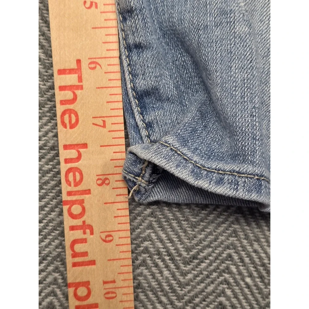 Kut from the Kloth Women Light Wash Distressed Denim Shorts Size 4 Stretch Blue
